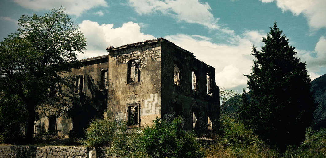 photo of beautiful ruin in serbia
